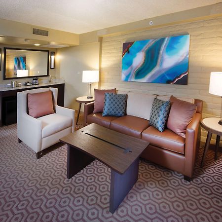 Doubletree Suites By Hilton Tucson-Williams Center Esterno foto